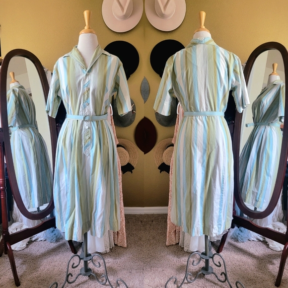 Vintage Dresses & Skirts - *Beautiful Vintage Stripped Spring Midi Dress*